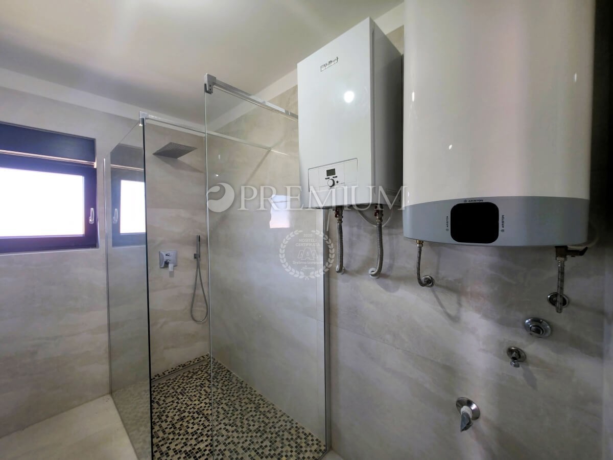 Malinska, apartma v novi stavbi s pogledom na morje!