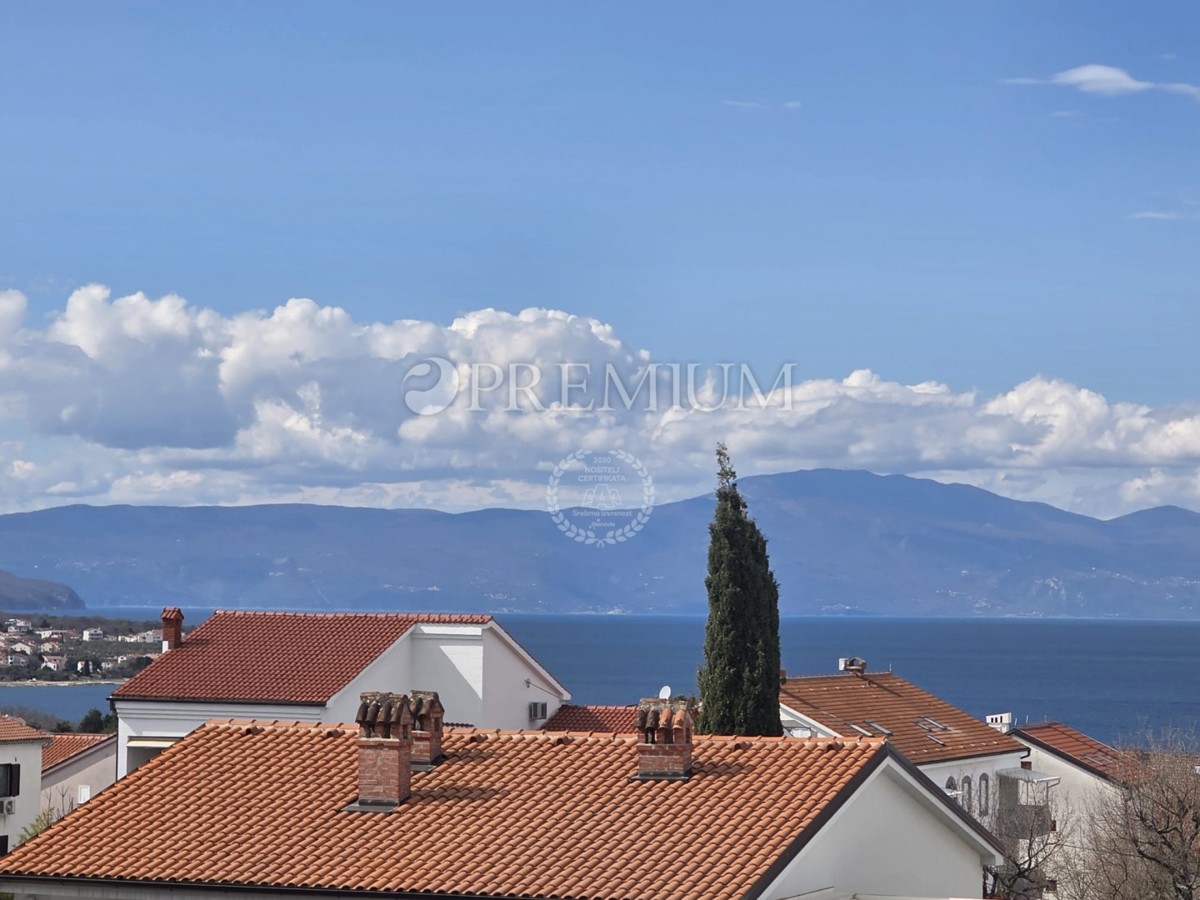 Malinska, apartma v novi stavbi s pogledom na morje!