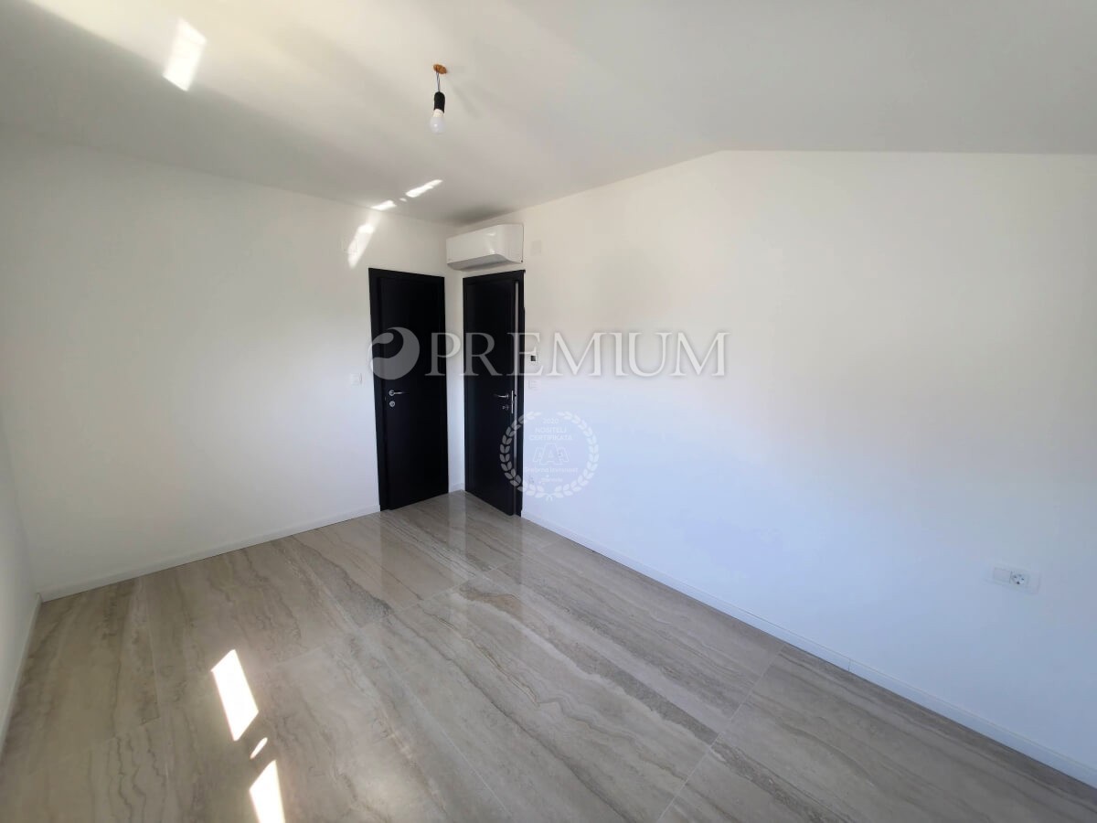 Malinska, apartma v novi stavbi s pogledom na morje!