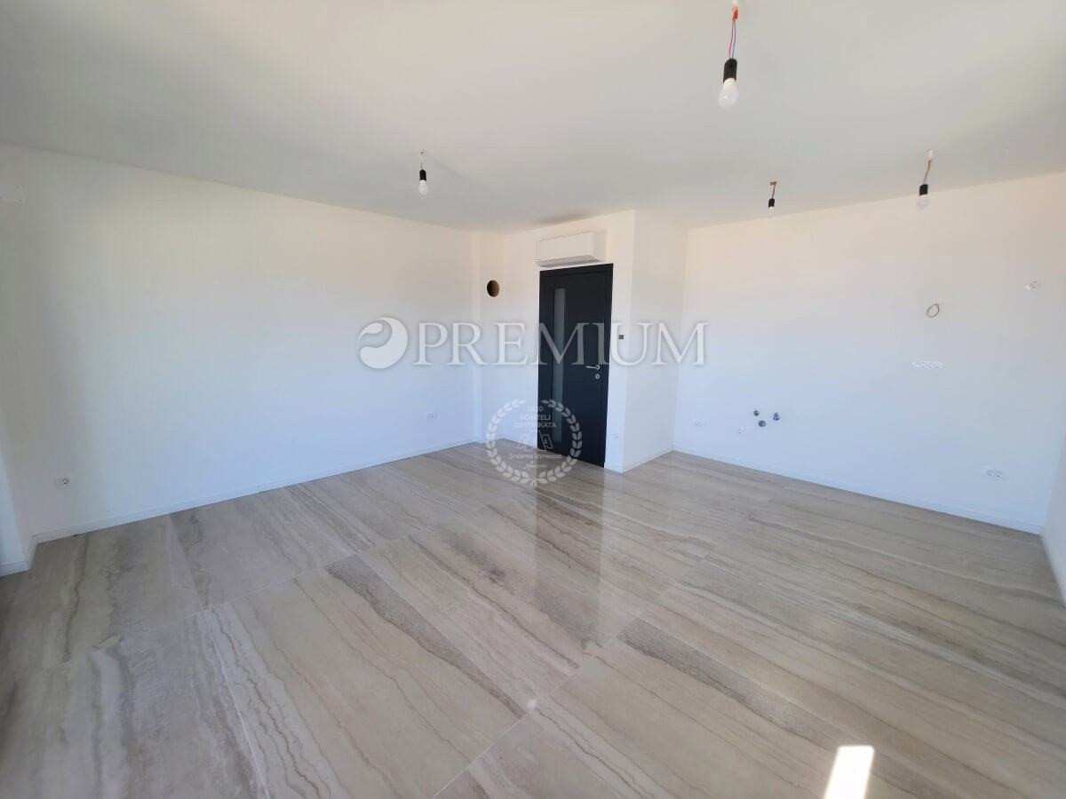 Malinska, apartma v novi stavbi s pogledom na morje!