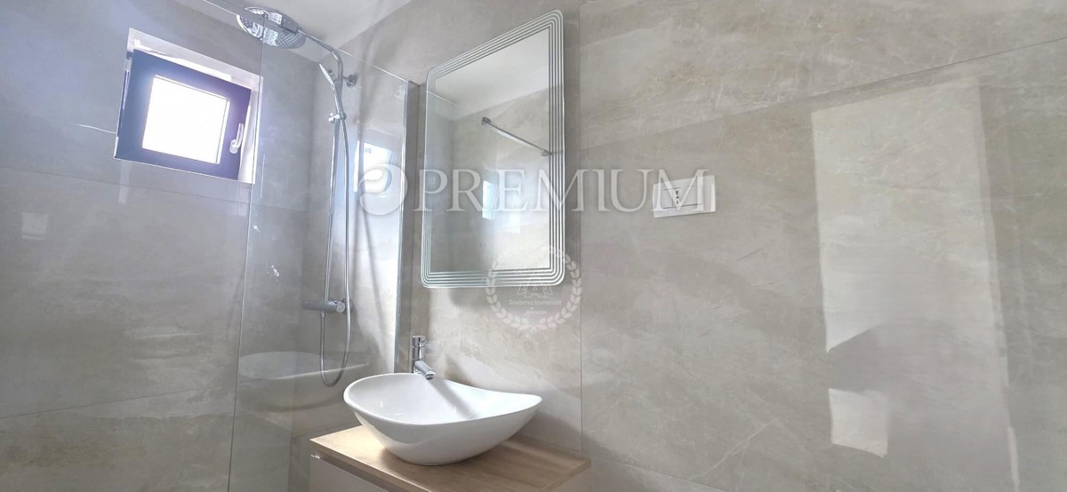 Malinska, apartma v novi stavbi s pogledom na morje!