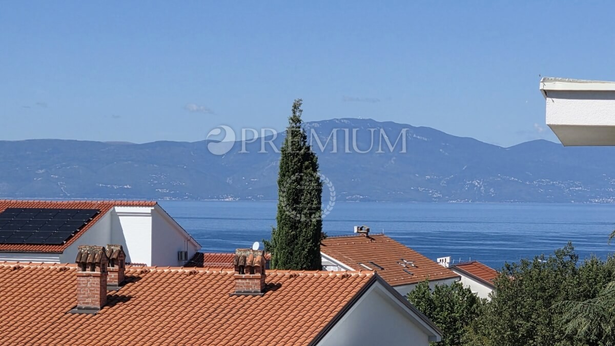 Malinska, apartma v novi stavbi s pogledom na morje!