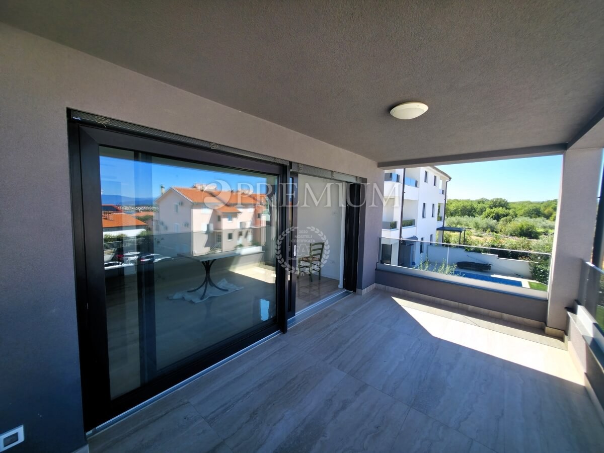Malinska, apartma v novi stavbi s pogledom na morje!
