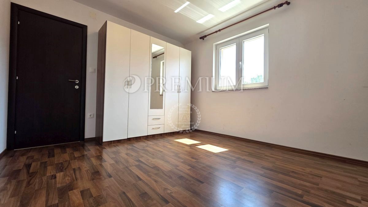 Malinska, udobno počitniško stanovanje s pogledom na morje!