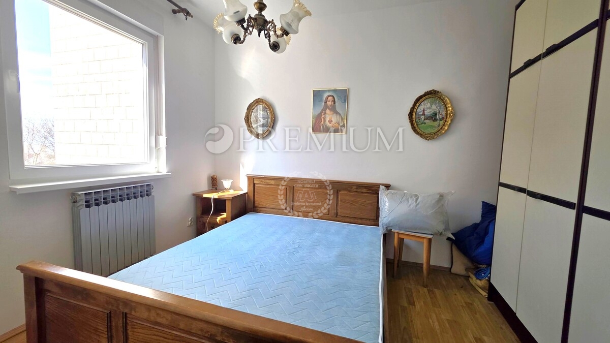 Njivice, stanovanje blizu morja na dobri lokaciji!