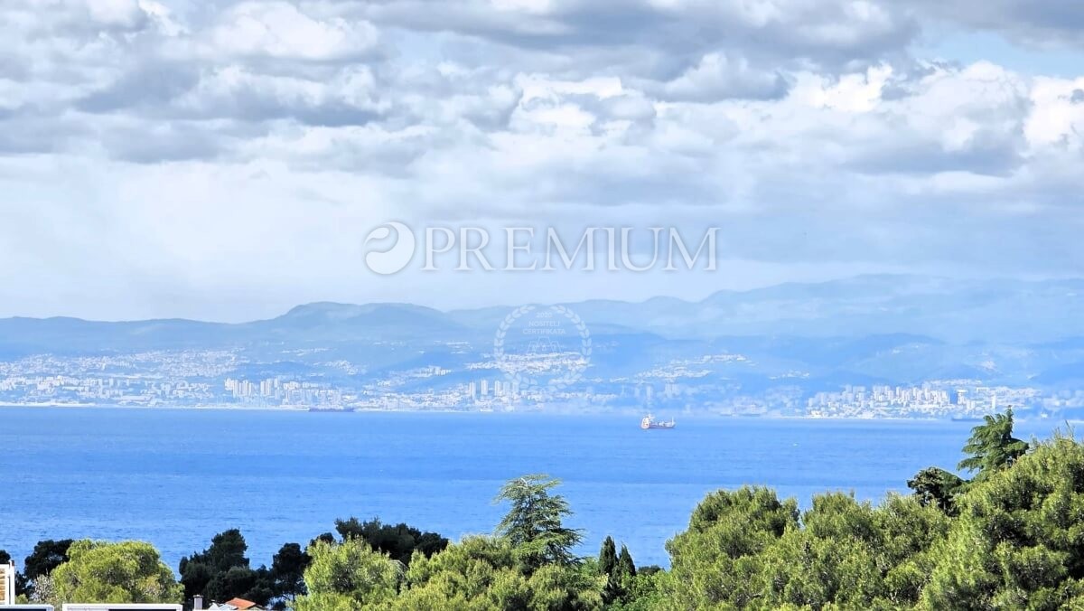 Malinska,  opremljen Penthouse s pogledom na morje!