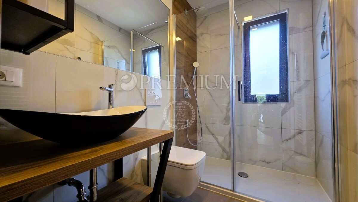 Malinska,  opremljen Penthouse s pogledom na morje!