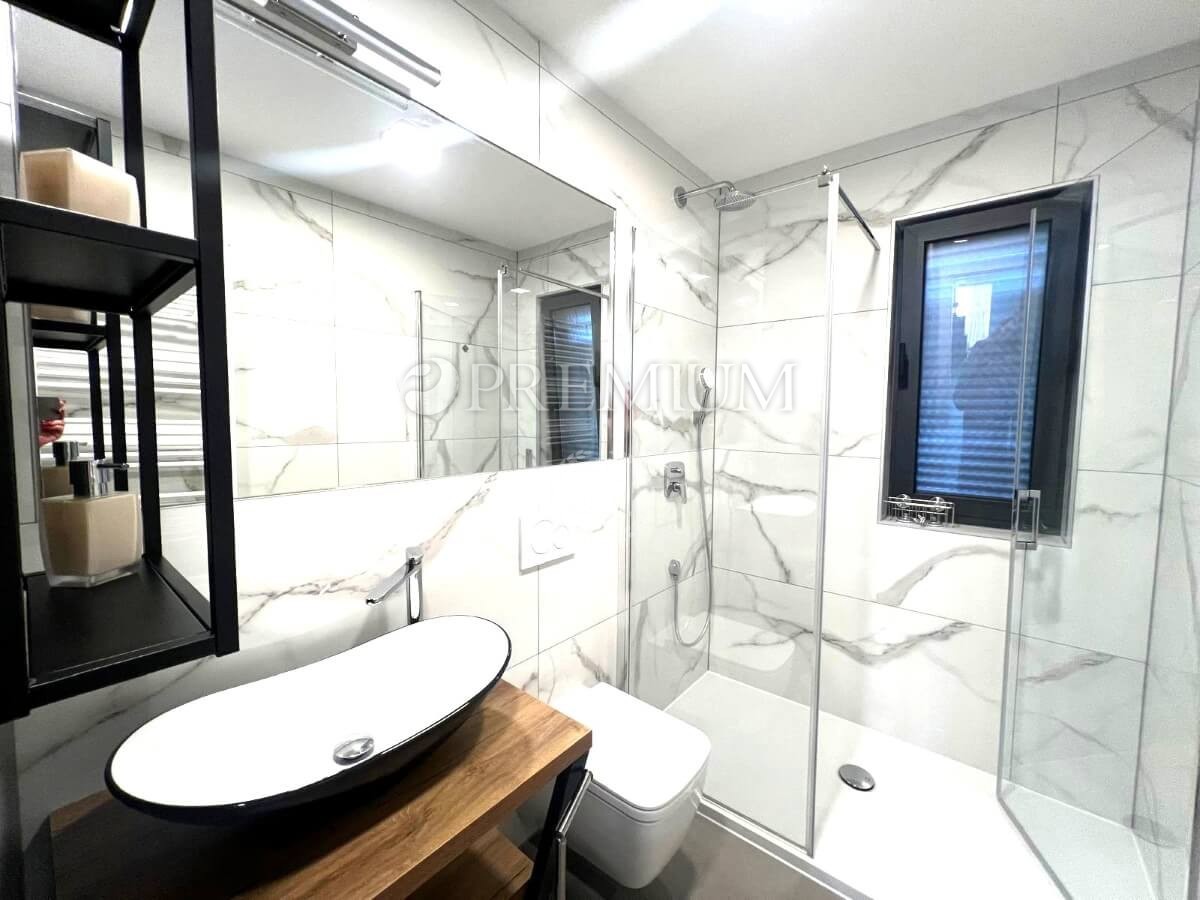 Malinska,  opremljen Penthouse s pogledom na morje!