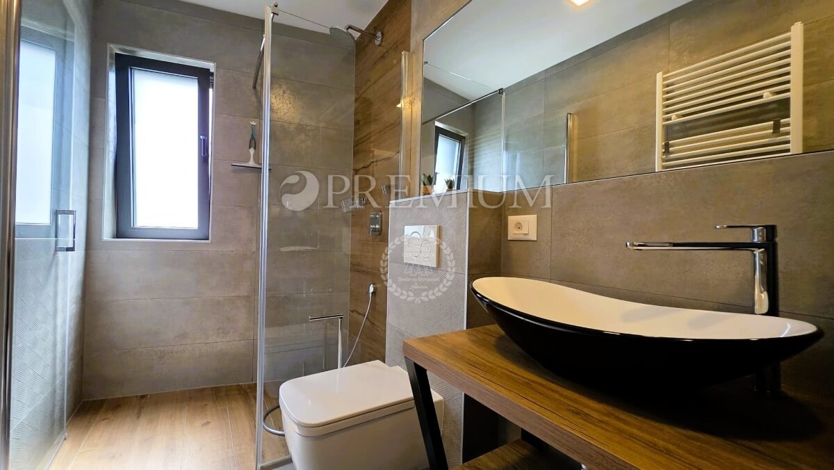 Malinska,  opremljen Penthouse s pogledom na morje!