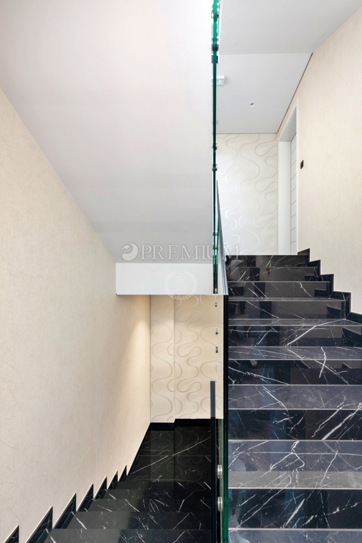 malinska-pritlicni-apartma-z-vrtom-in-bazenom