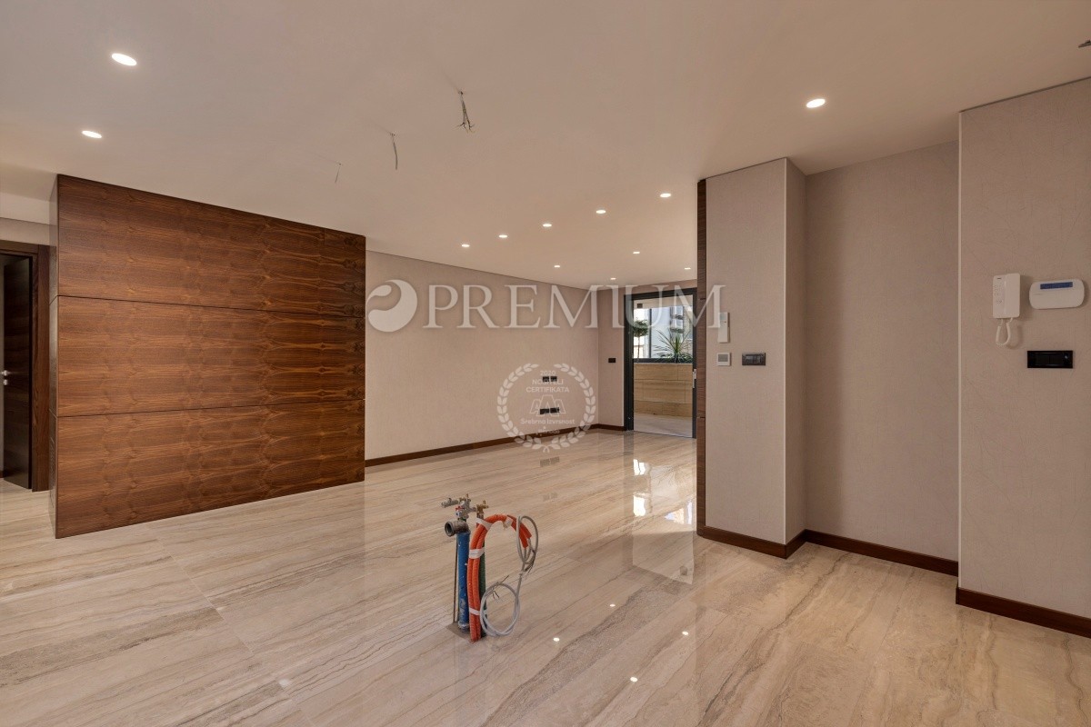 malinska-pritlicni-apartma-z-vrtom-in-bazenom
