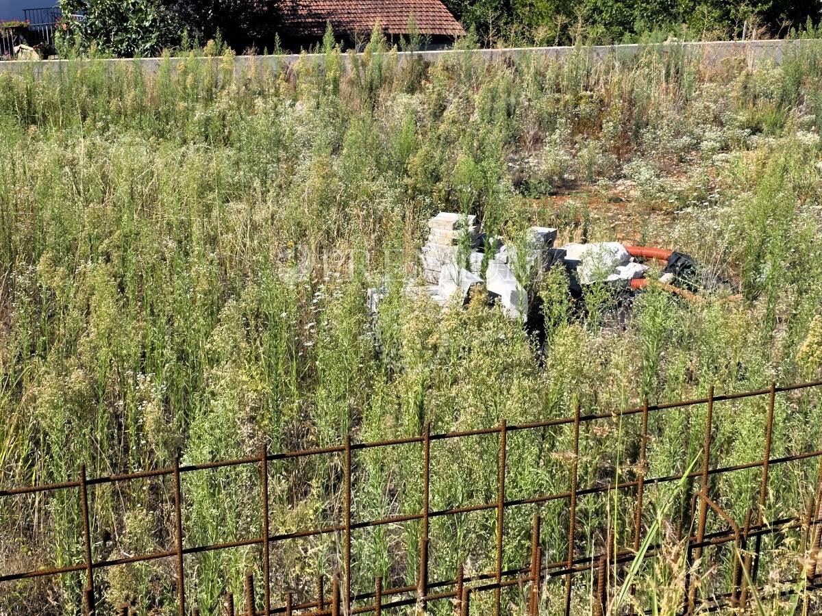 Malinska, okolica, naprodaj, zazidljivo zemljišče, 800 m² 