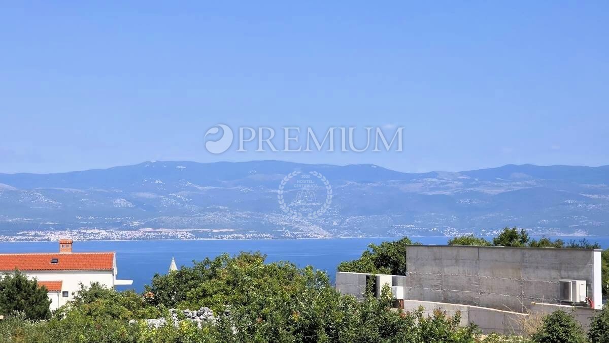 Vrbnik, nova hiša na mirni lokaciji s pogledom na morje