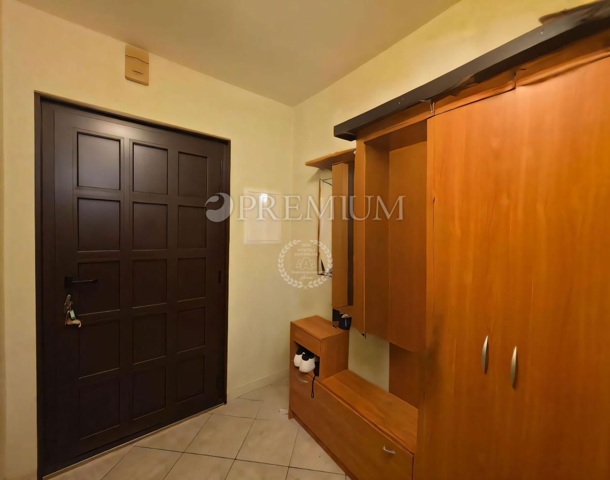 Malinska – apartma s pogledom na morje, blizu centra!