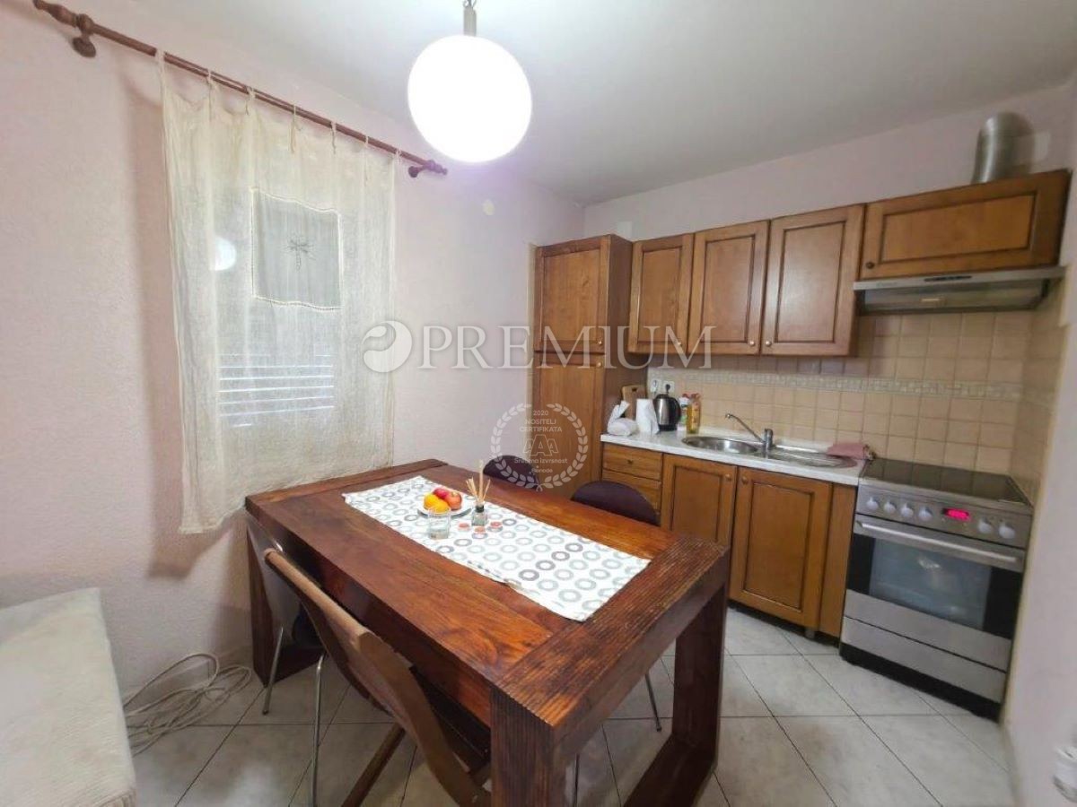 Malinska – apartma s pogledom na morje, blizu centra!