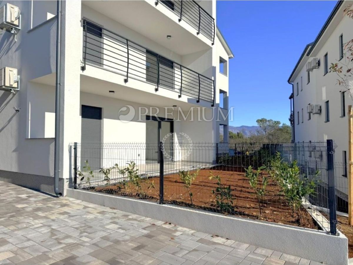 Čižići, novogradnja, apartma v pritličju!