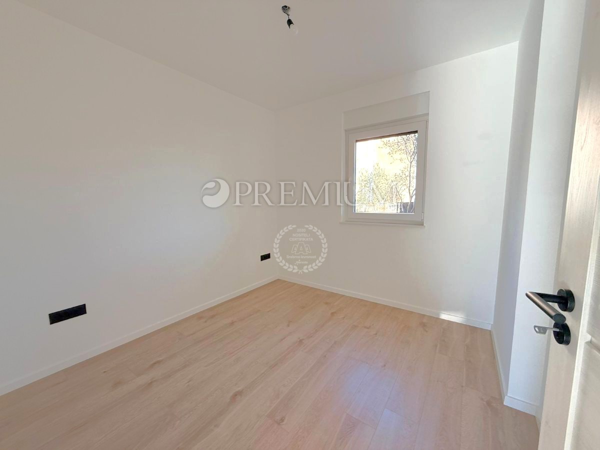 Čižići, novogradnja, apartma v pritličju!