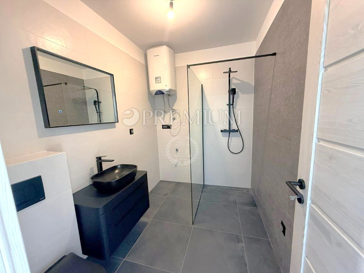 Čižići, novogradnja, apartma v pritličju!