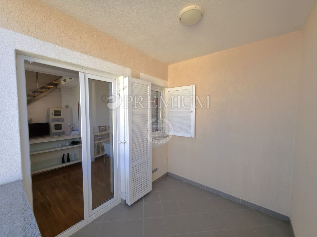 Malinska, apartma z razgledom na morje v bližini centra!