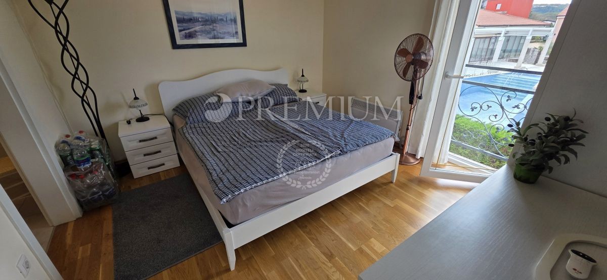 Soline, apartma, le 100 metrov od morja!