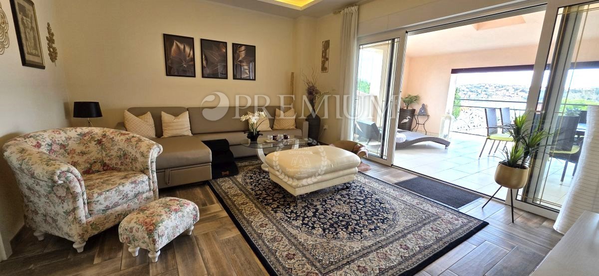 Soline, apartma, le 100 metrov od morja!