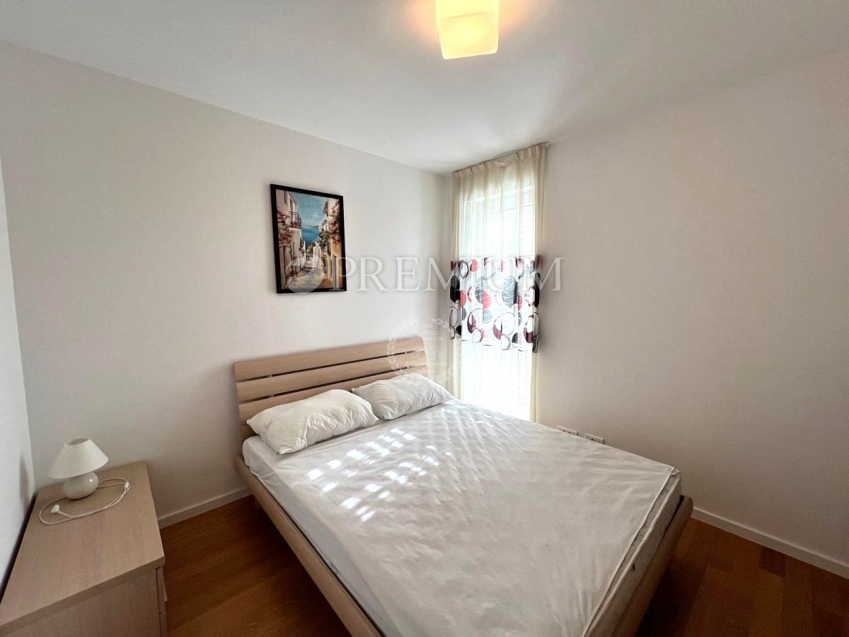 Malinska, apartma s pogledom na morje in garažo!
