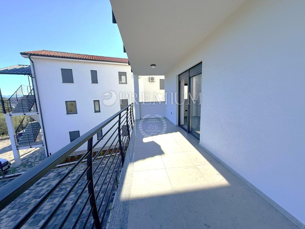 Čižići, apartma v novo zgrajeni stavbi!