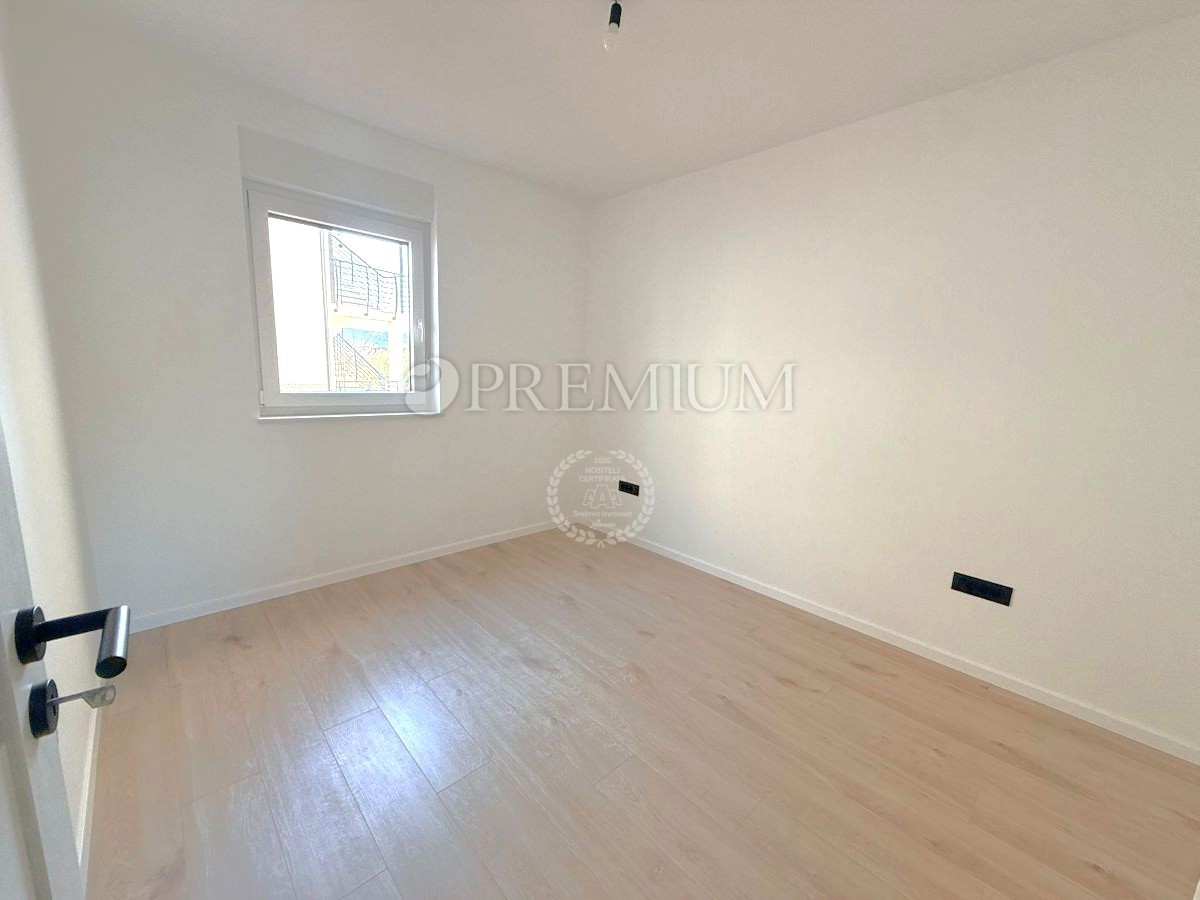 Čižići, apartma v pritličju z vrtom!