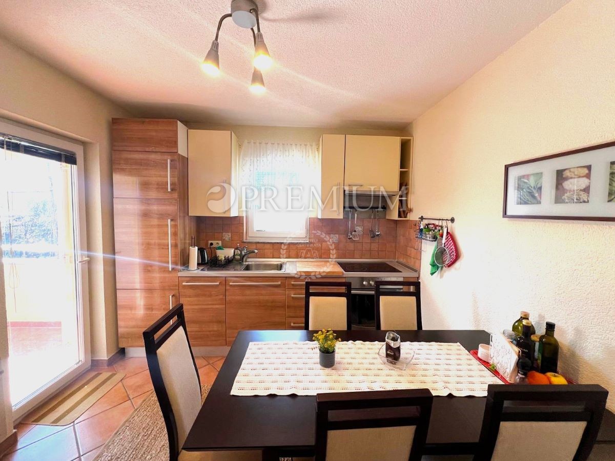 Malinska, apartma s pogledom na morje naprodaj!