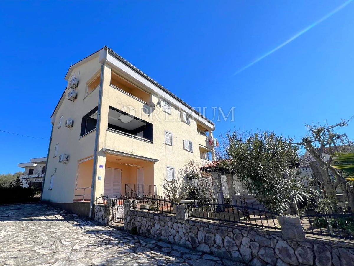 Malinska, apartma s pogledom na morje naprodaj!