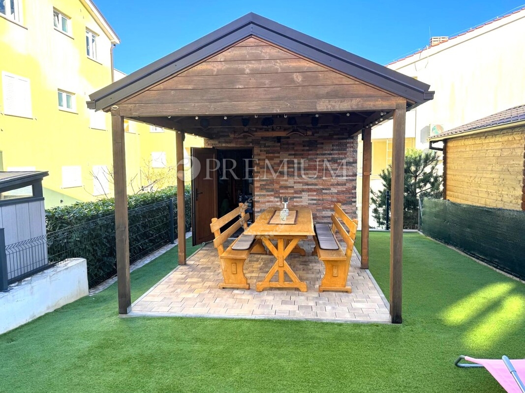 Čižići, apartma z vrtom in pogledom na morje!