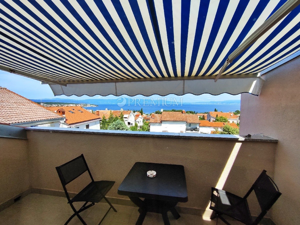 Malinska, prodamo apartmajsko hišo s 6 stanovanjskimi enotami!