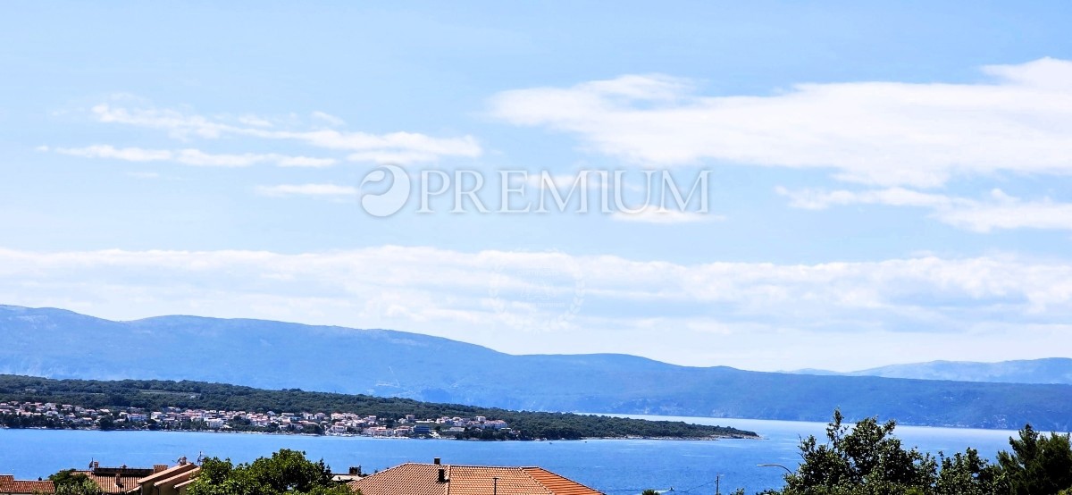 Malinska, prodaja nove hiše s pogledom na morje in bazenom!