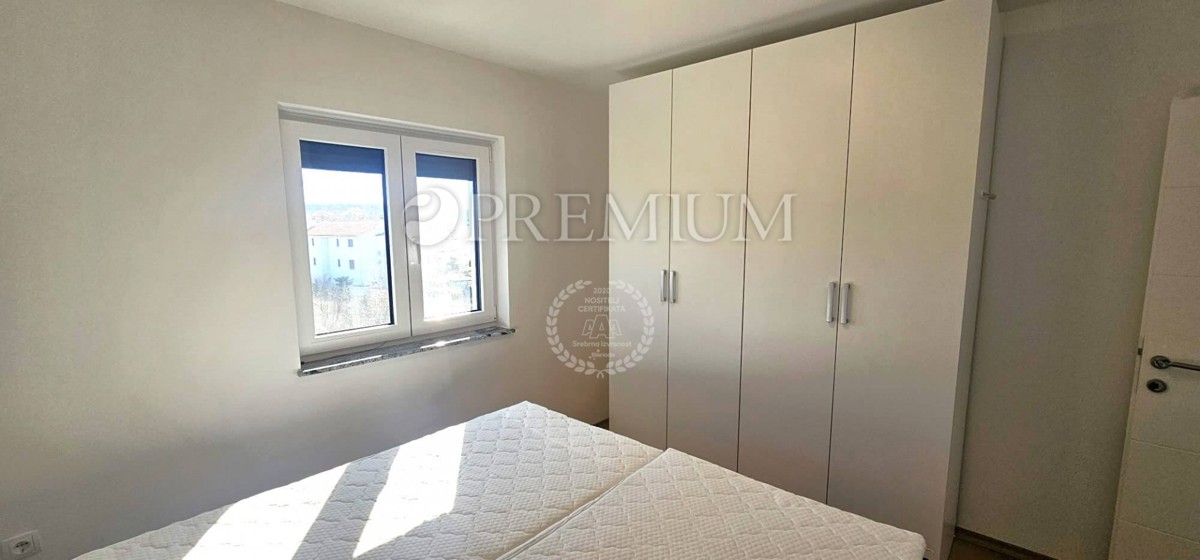 Malinska, moderen apartma z odprtim pogledom na morje!