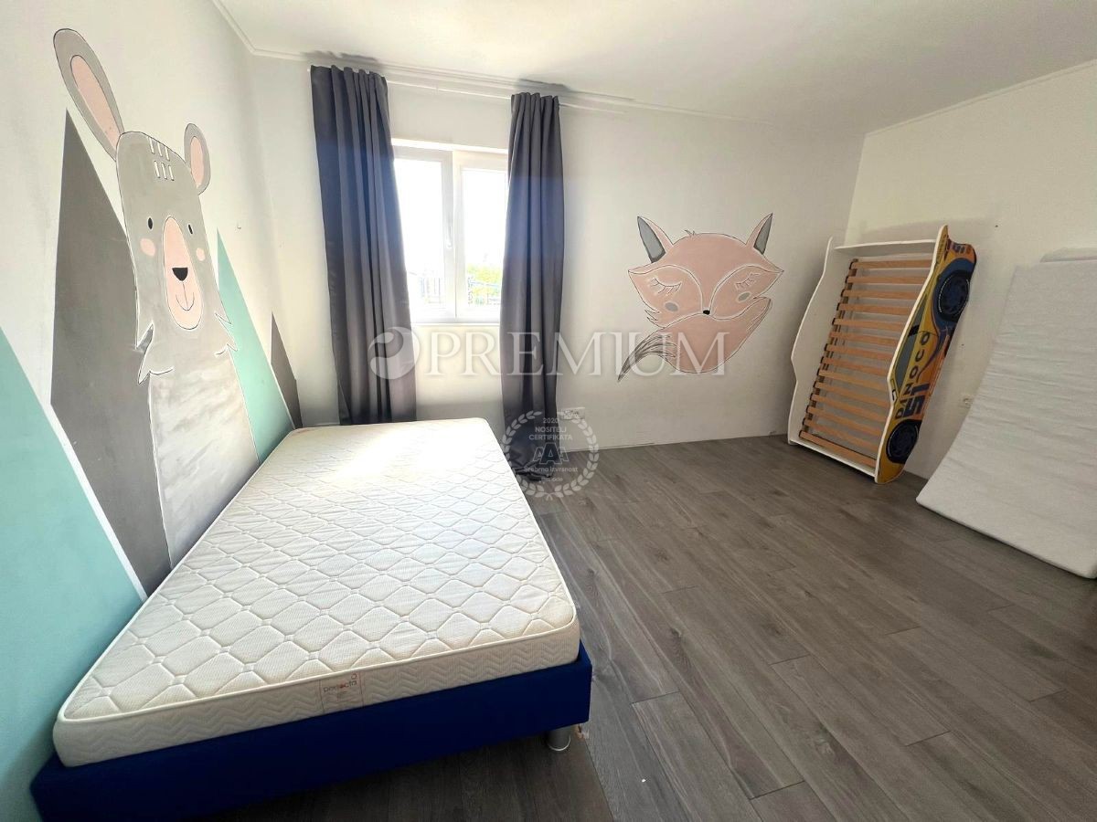 Dobrinj, Kras, Prizemnica 75 m² na parceli površine 1080 m²