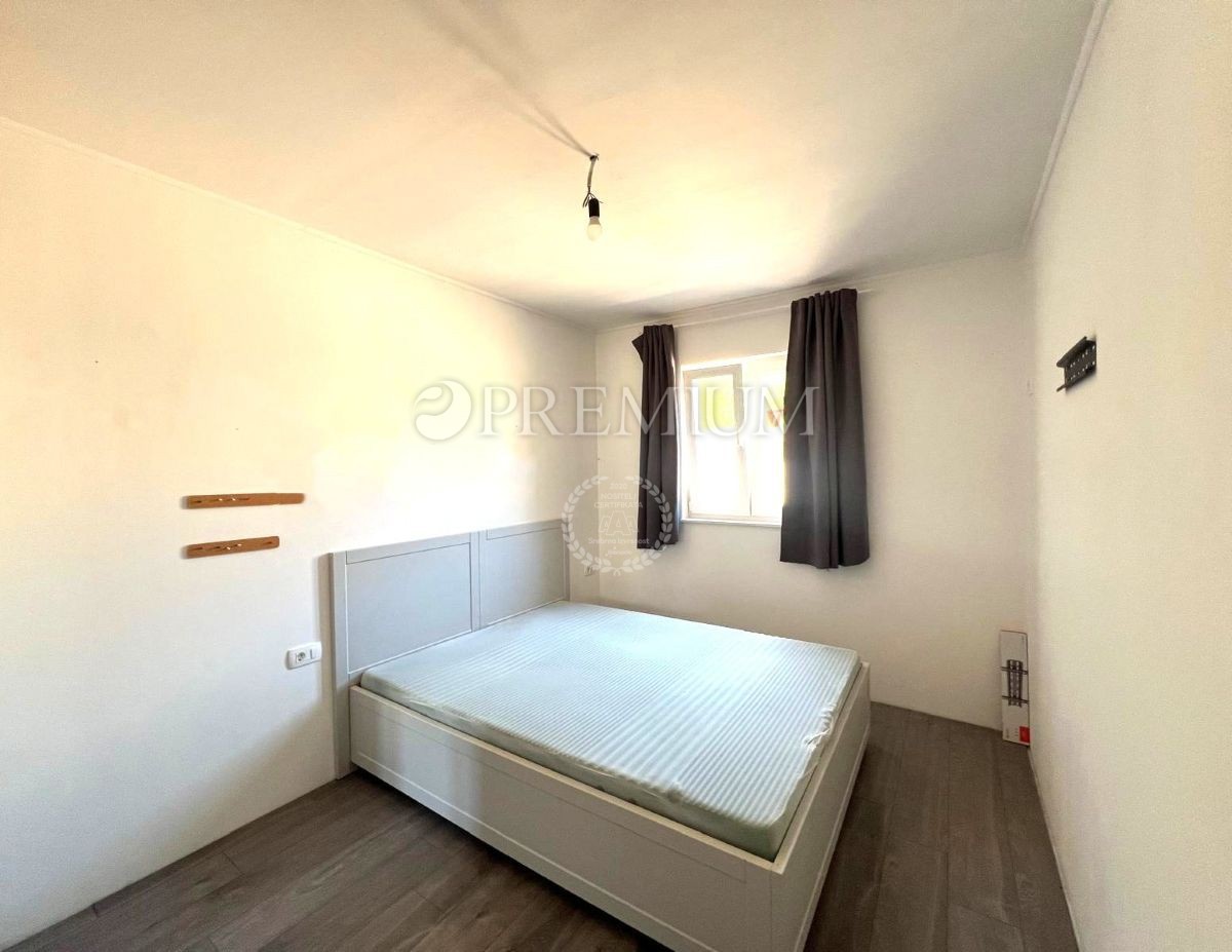 Dobrinj, Kras, Prizemnica 75 m² na parceli površine 1080 m²