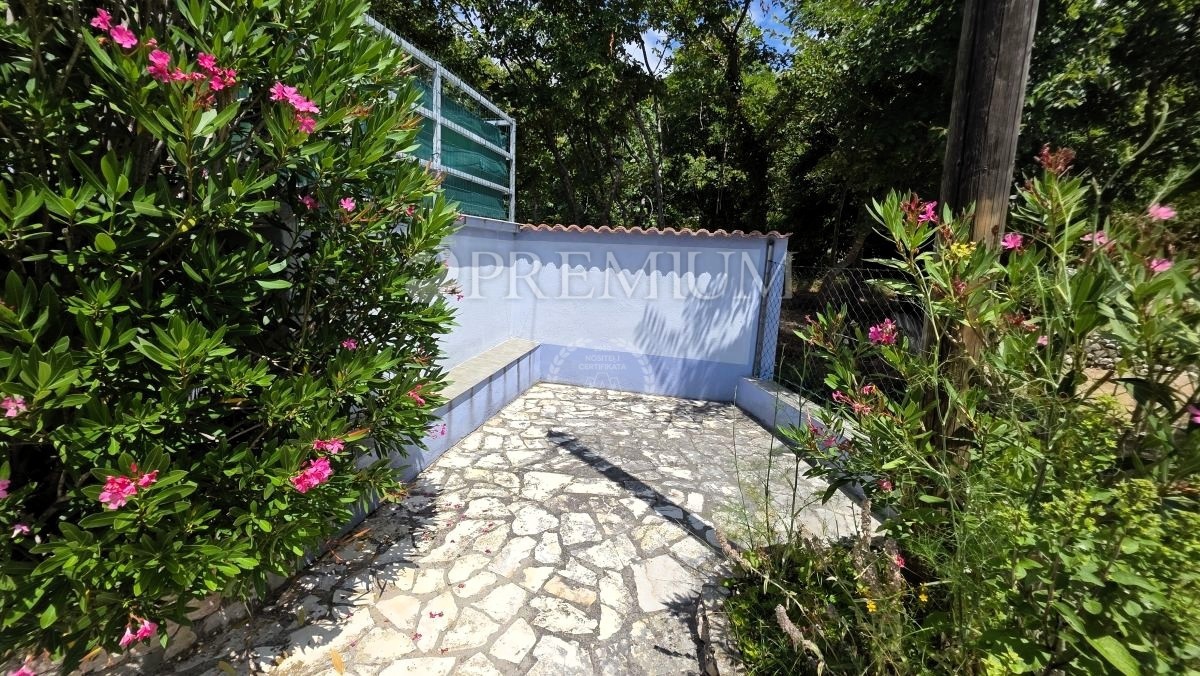 Baška, Draga Bašćanska, dve hiši z razgledom na morje!