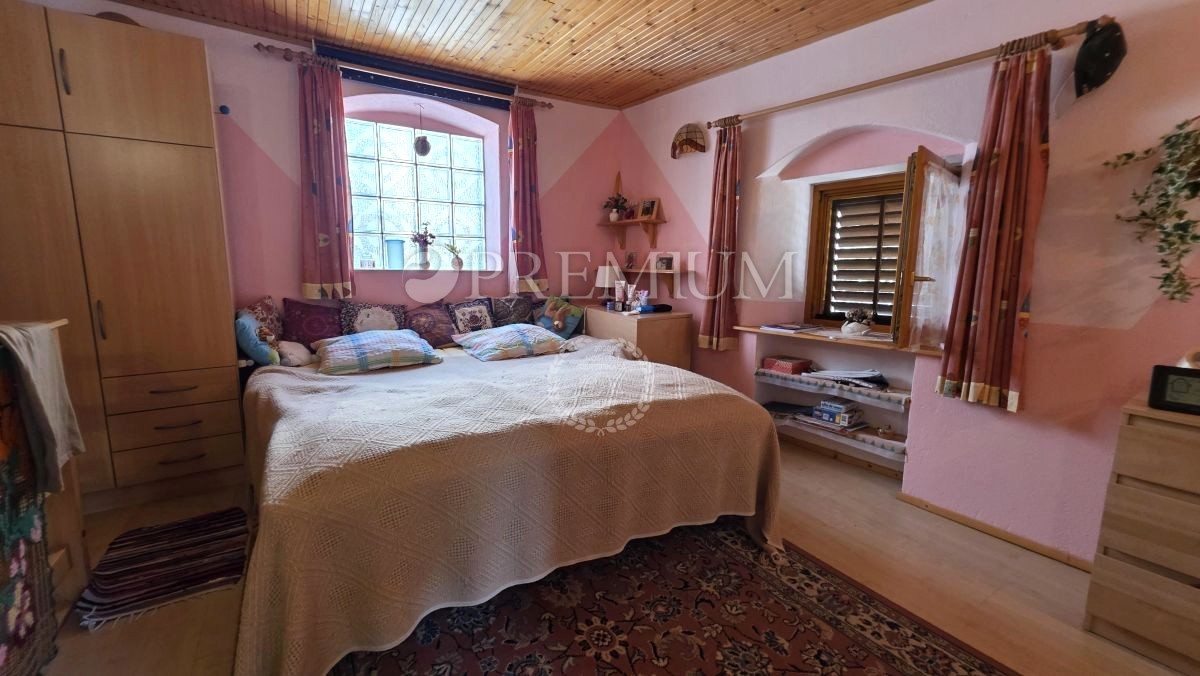 Baška, Draga Bašćanska, dve hiši z razgledom na morje!