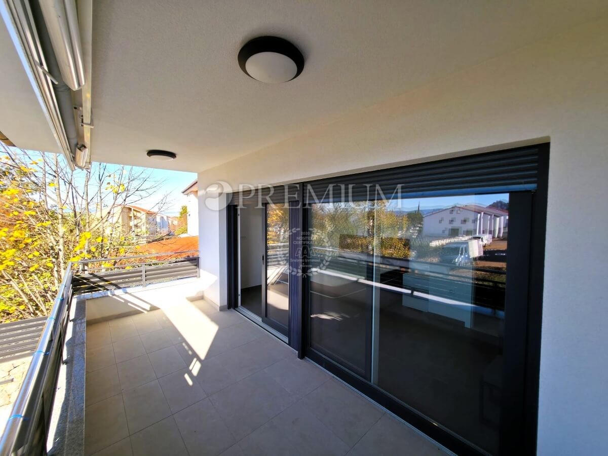 Malinska, opremljena hiša z ogrevanim bazenom!