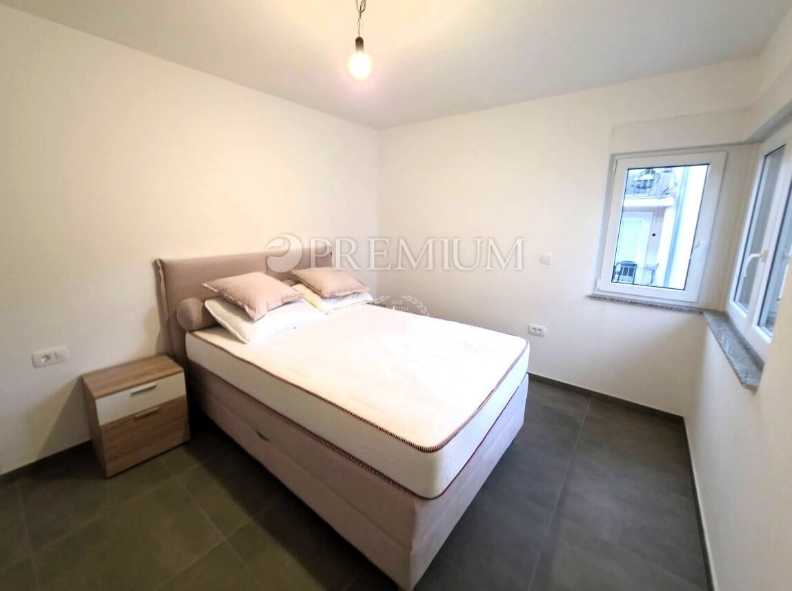 Malinska, opremljena hiša z ogrevanim bazenom!