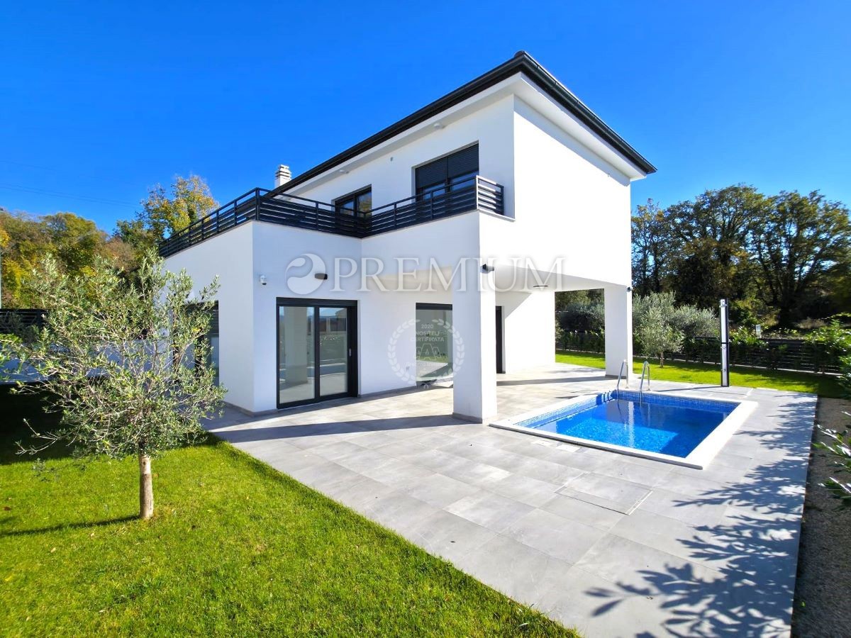 Malinska - novozgrajena, prostorna družinska hiša!