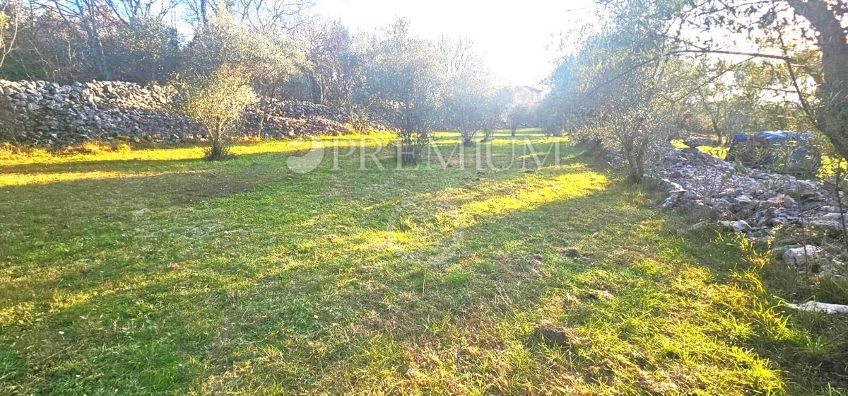 Malinska, prodaja gradbenega zemljišča s pogledom na morje!