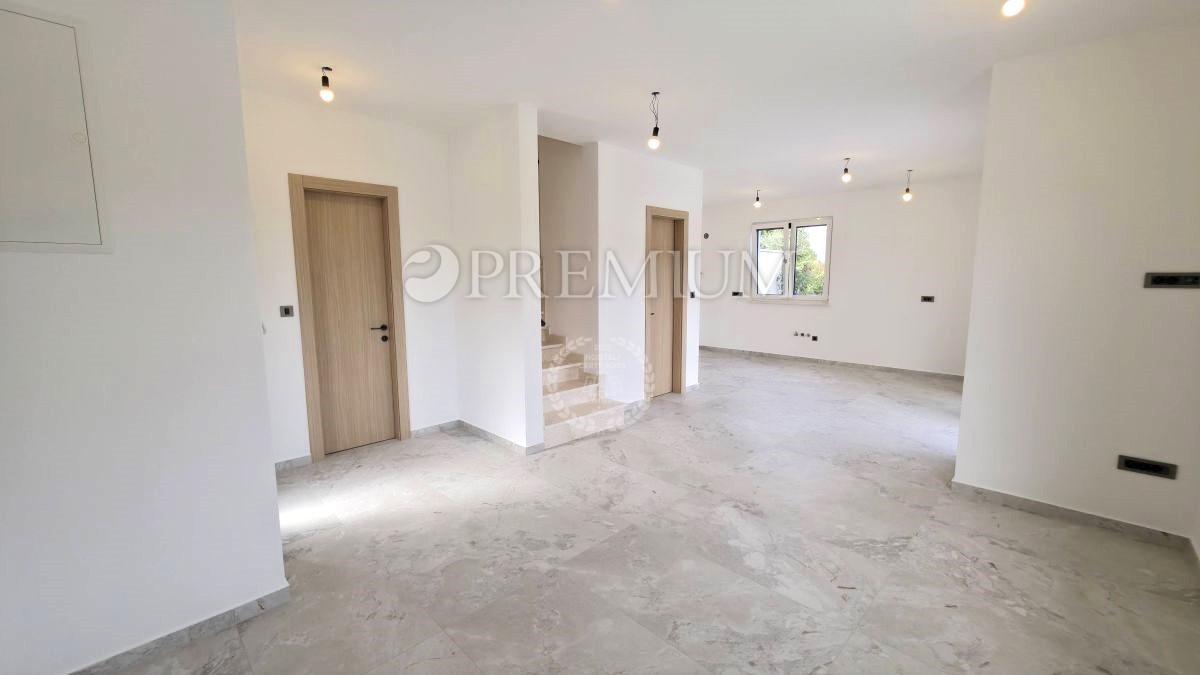 Malinska, nova hiša z modernim dizajnom!