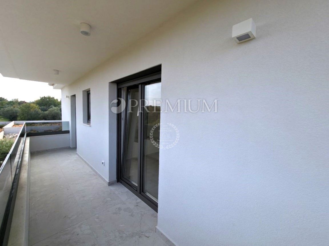 Malinska, nova hiša z modernim dizajnom!