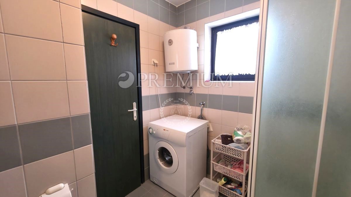 Malinska, apartma, 43 m², 140 m od plaže