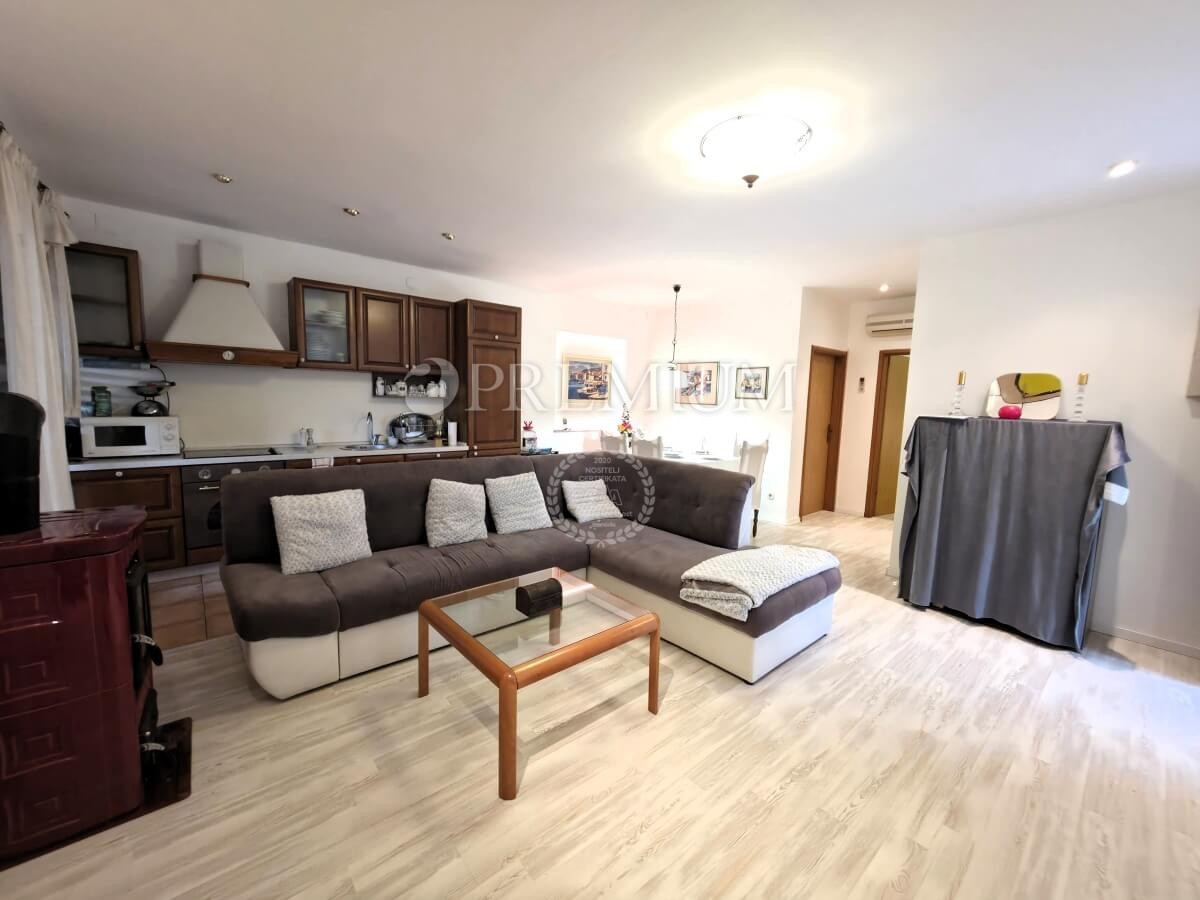 Malinska, opremljeno stanovanje v pritličju!