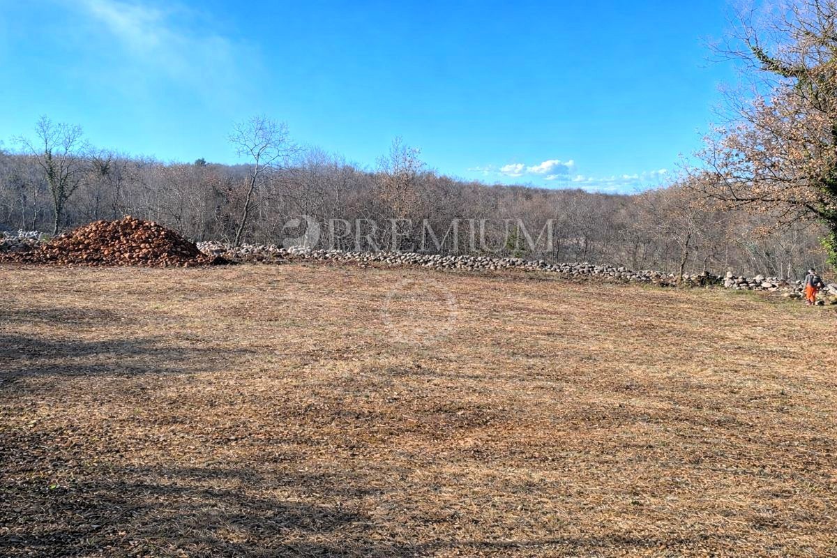 Šilo, Polje – Zemljišče s Pogledom na Morje