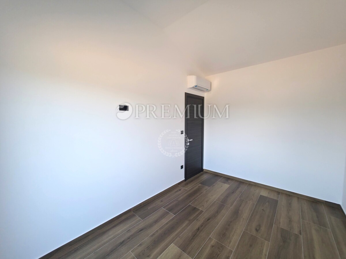 Krk, penthouse s pogledom na morje, novogradnja!