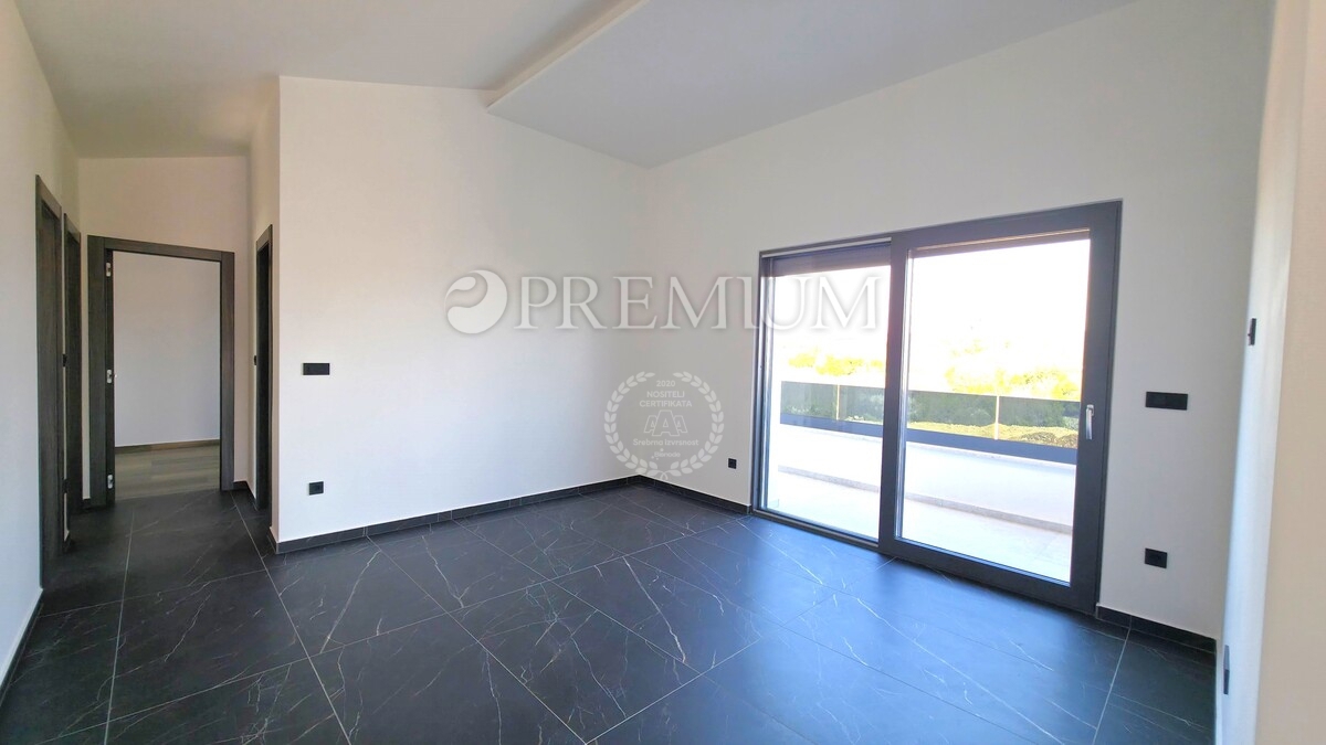 Krk, penthouse s pogledom na morje, novogradnja!