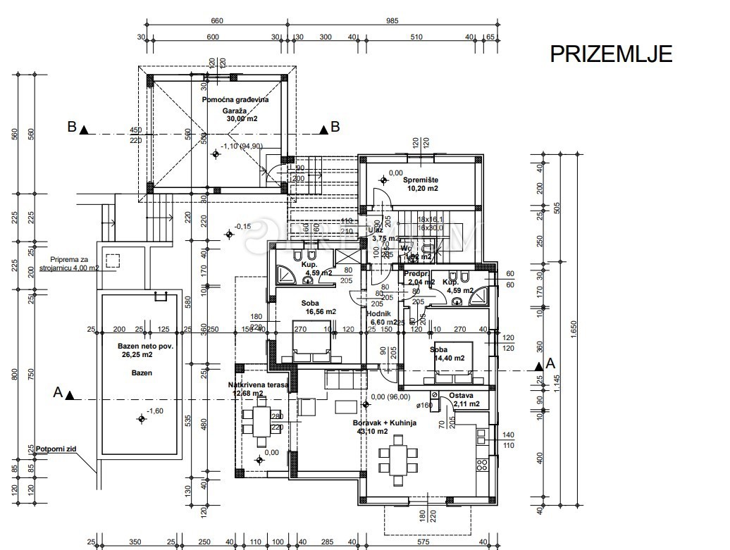 Malinska, stara hiša in zemljišče z gradbenim dovoljenjem!